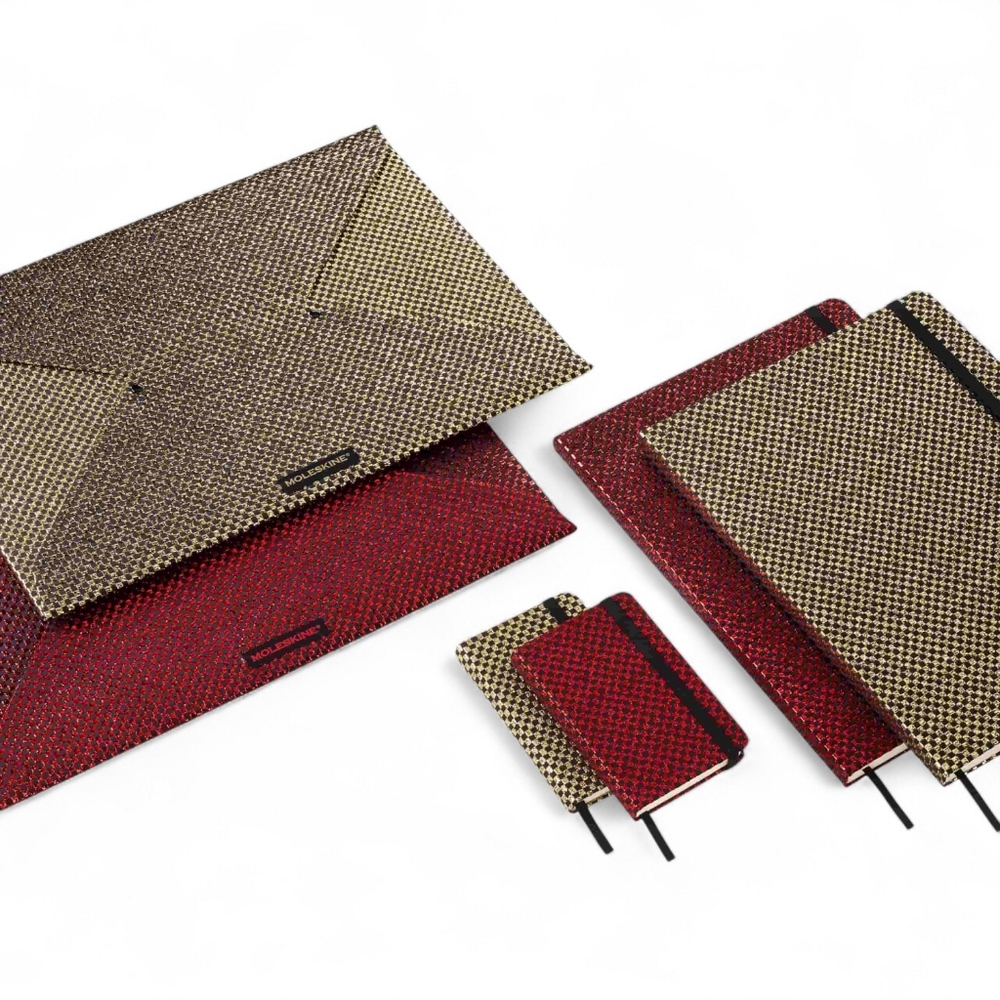 Moleskine // Shine Collector's Notebook & Pen Set // Gold - Picture 9 of 9